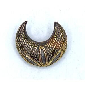 1850's 9ct Gold Inlay T Shell Crescent Moon Etched Brooch